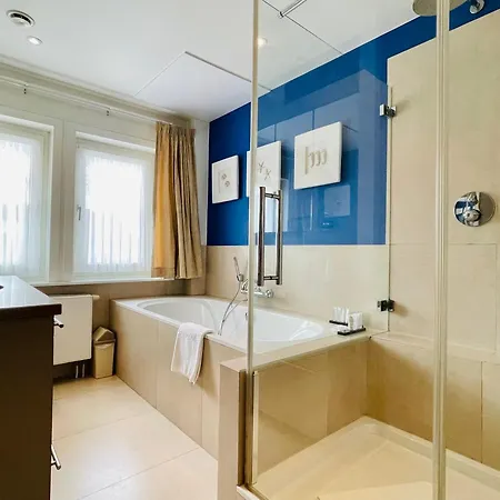 Boutique 'hof Ter Duinen' Hotel 4*